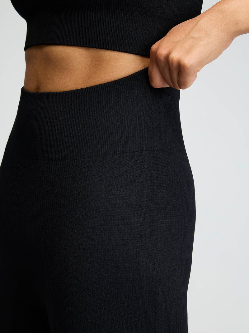 Raven Black Seamless Cinched Leggings