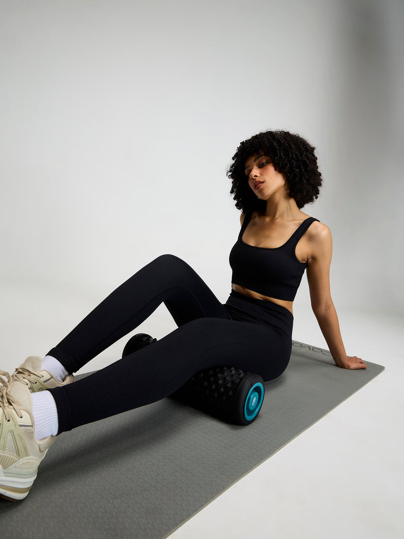 Raven Black Contoured Seamless Sports Bra