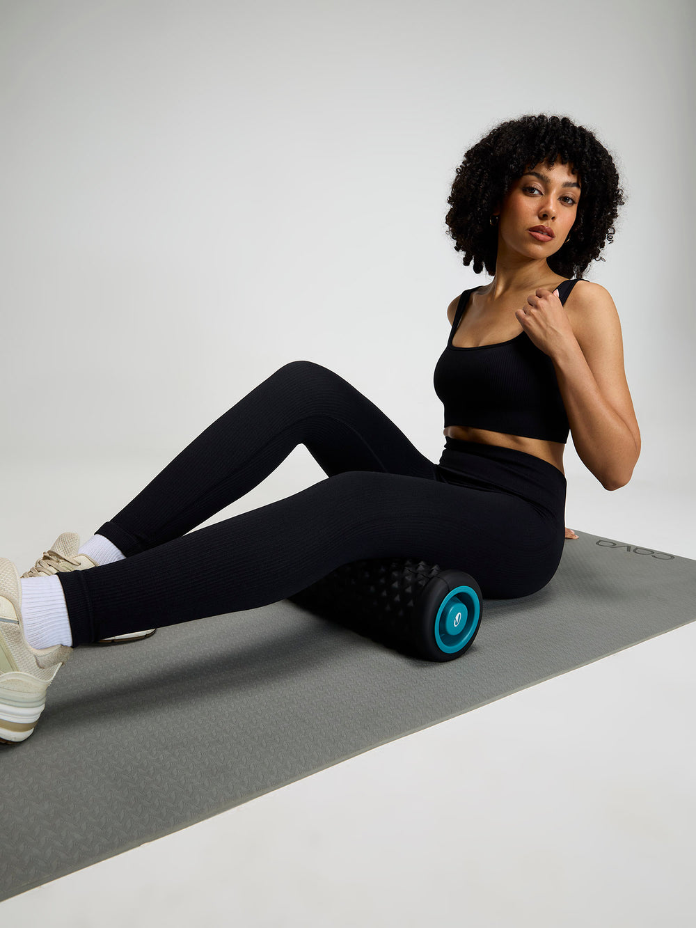 Raven Black Contoured Seamless Sports Bra