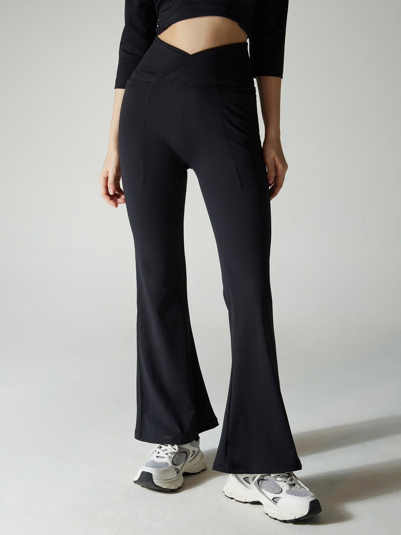 Obsidian Black Petite Hourglass Flared Leggings