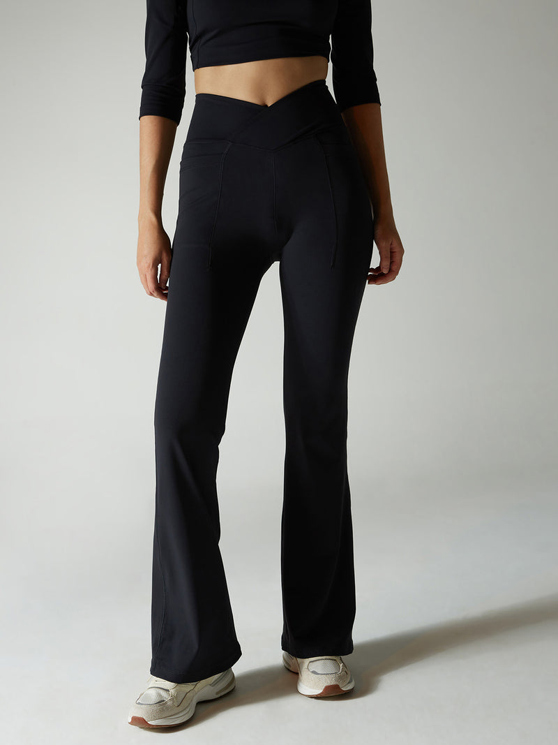 Obsidian Black Tall Hourglass Flared Leggings