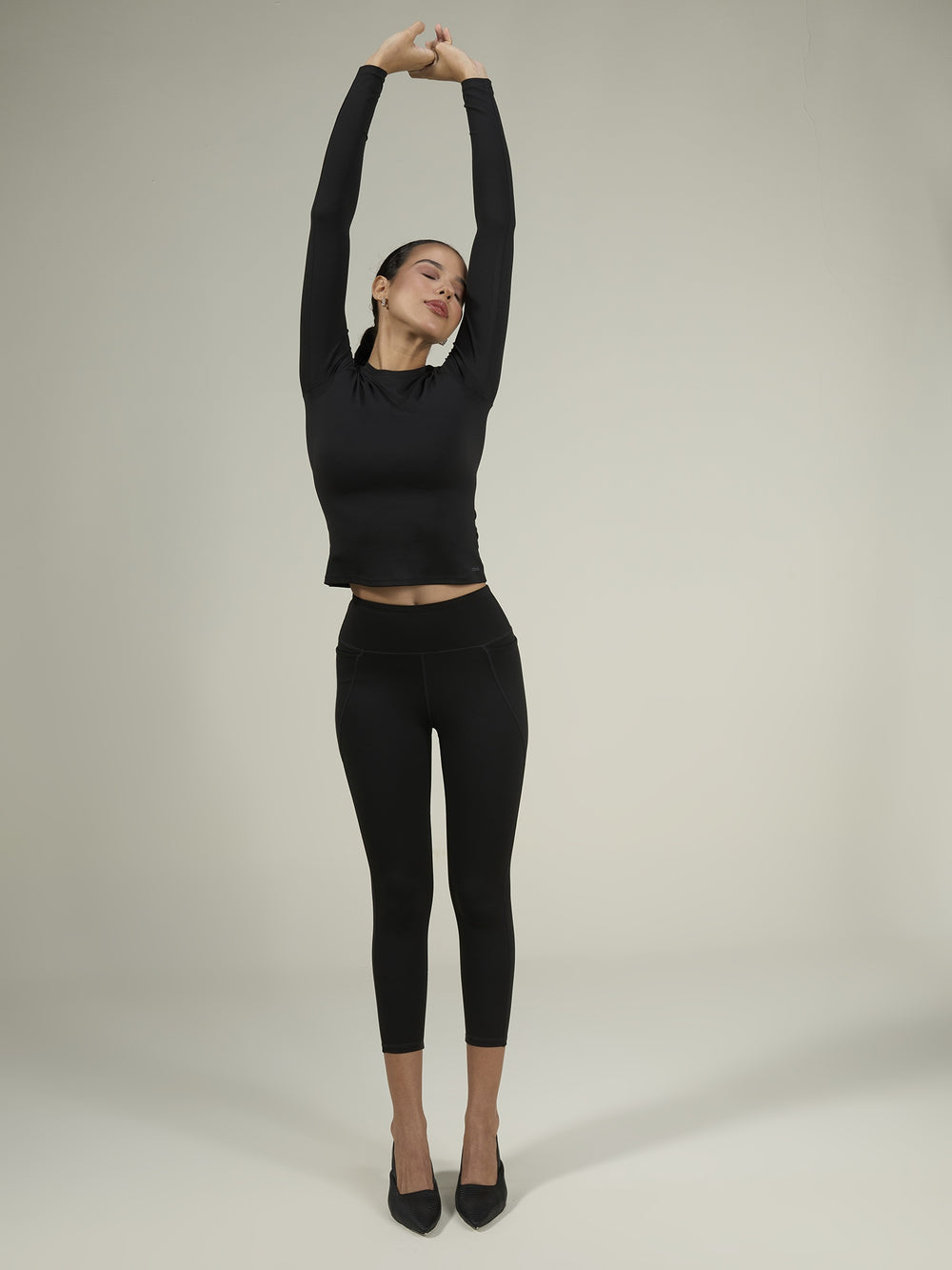 Black Sculpt Crew Top