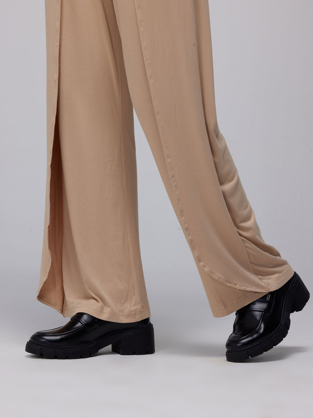 Sand Ease Flare Pants