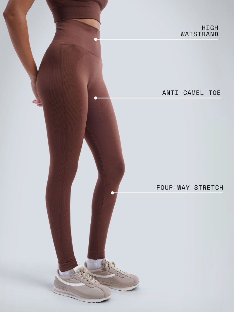 Brunette Sky-Rise Leggings