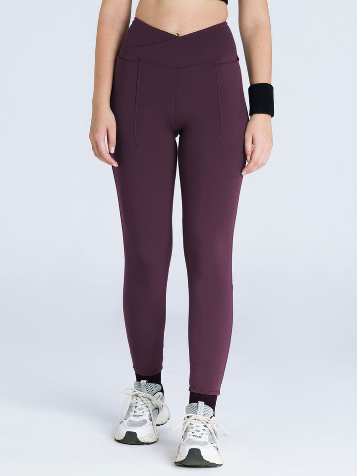 Wine Hourglass Snug Leggings