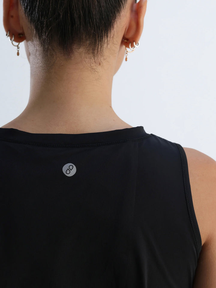 Black Overlap Tank