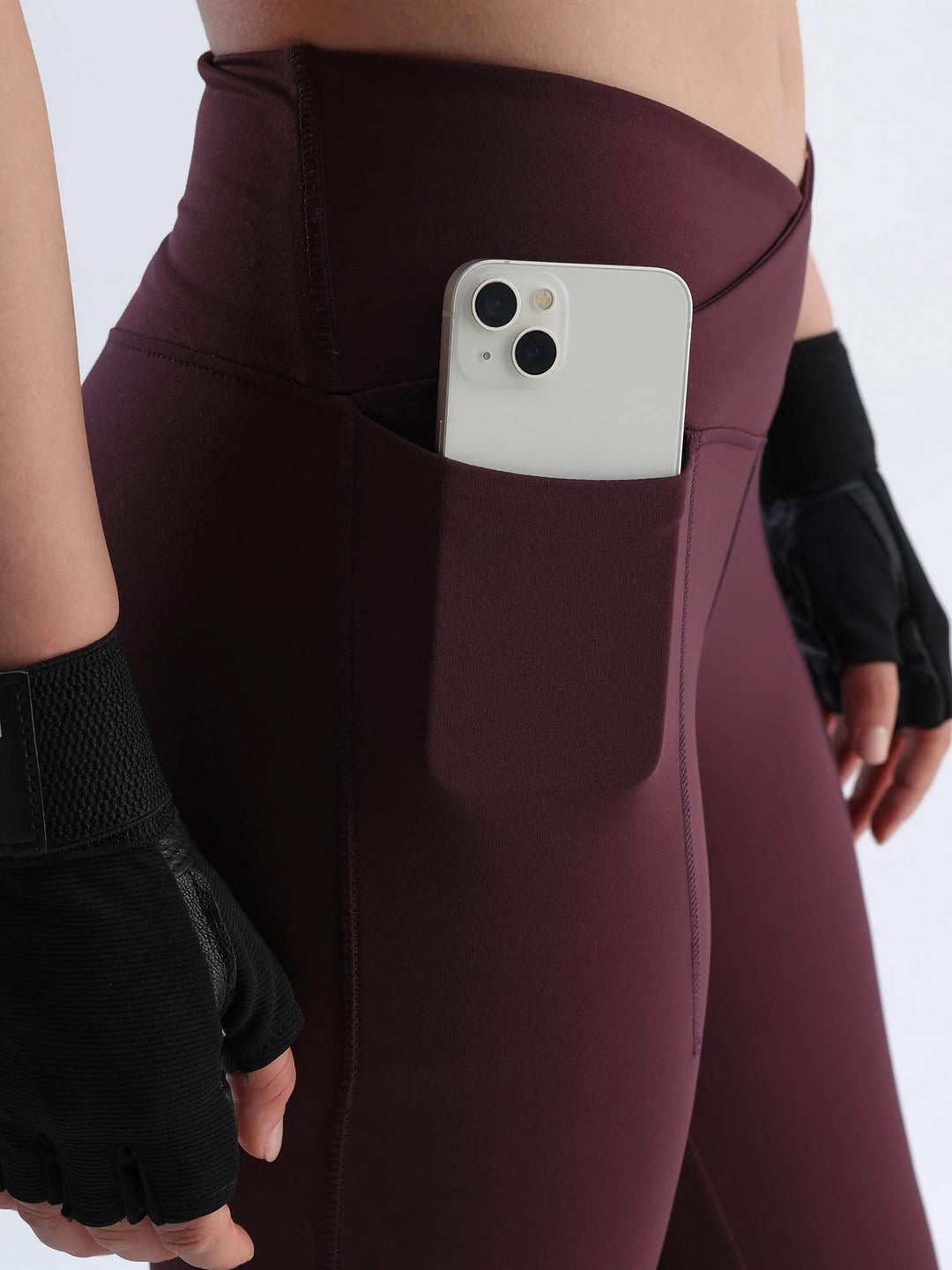 Wine Hourglass Snug Leggings