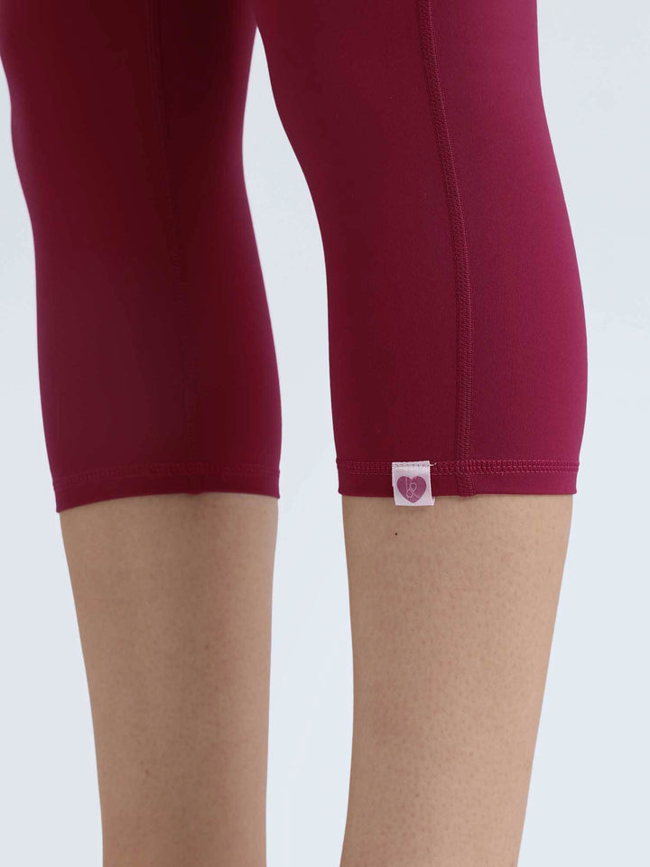 Berry Ruched Capri