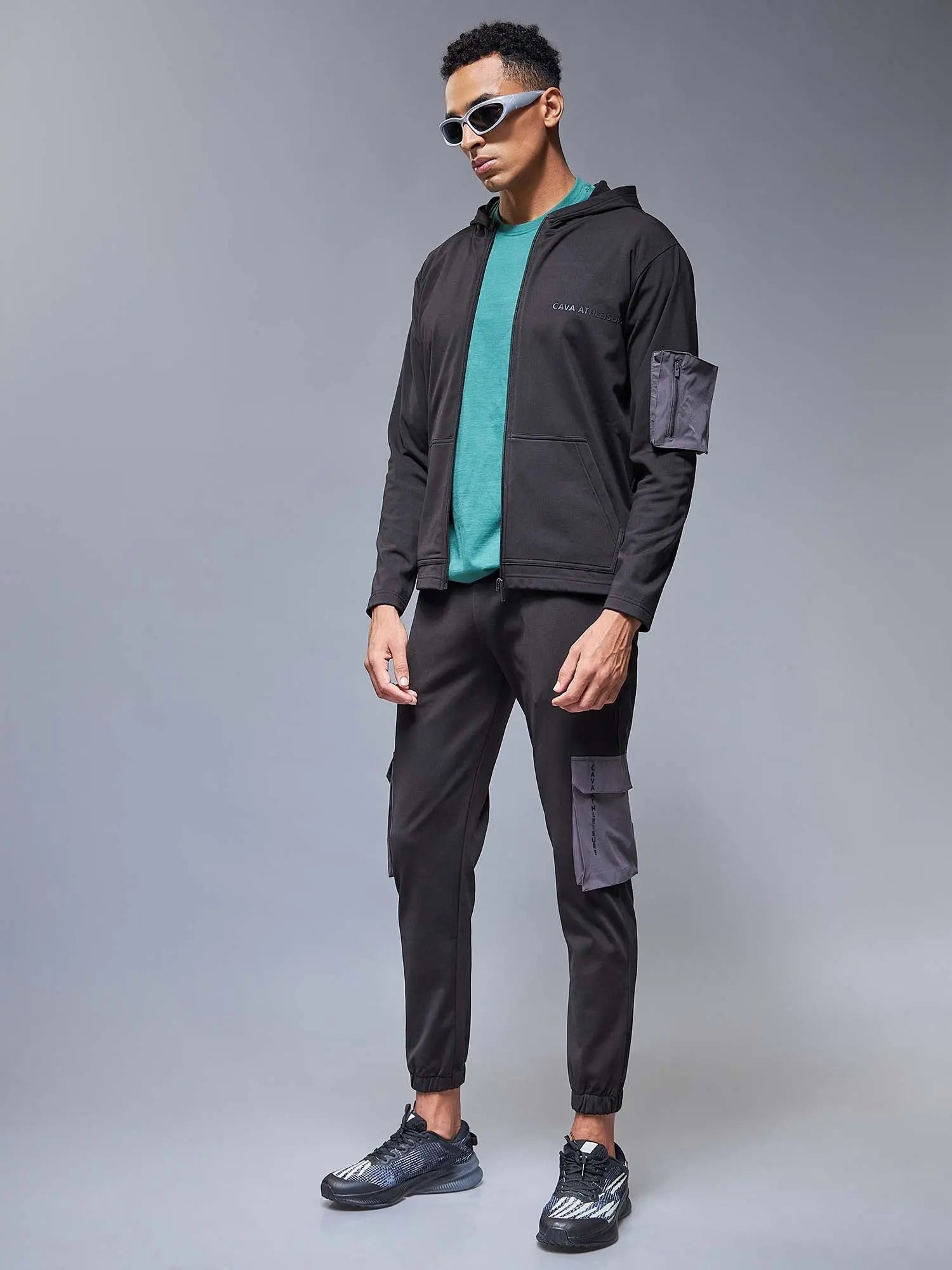 Black Utility Sweats – CAVA Athleisure Pvt Ltd Black Utility Sweats – CAVA Athleisure Pvt Ltd