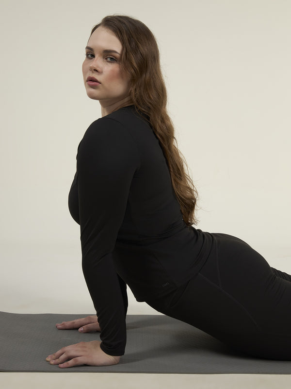 Black Sculpt Scoop Top