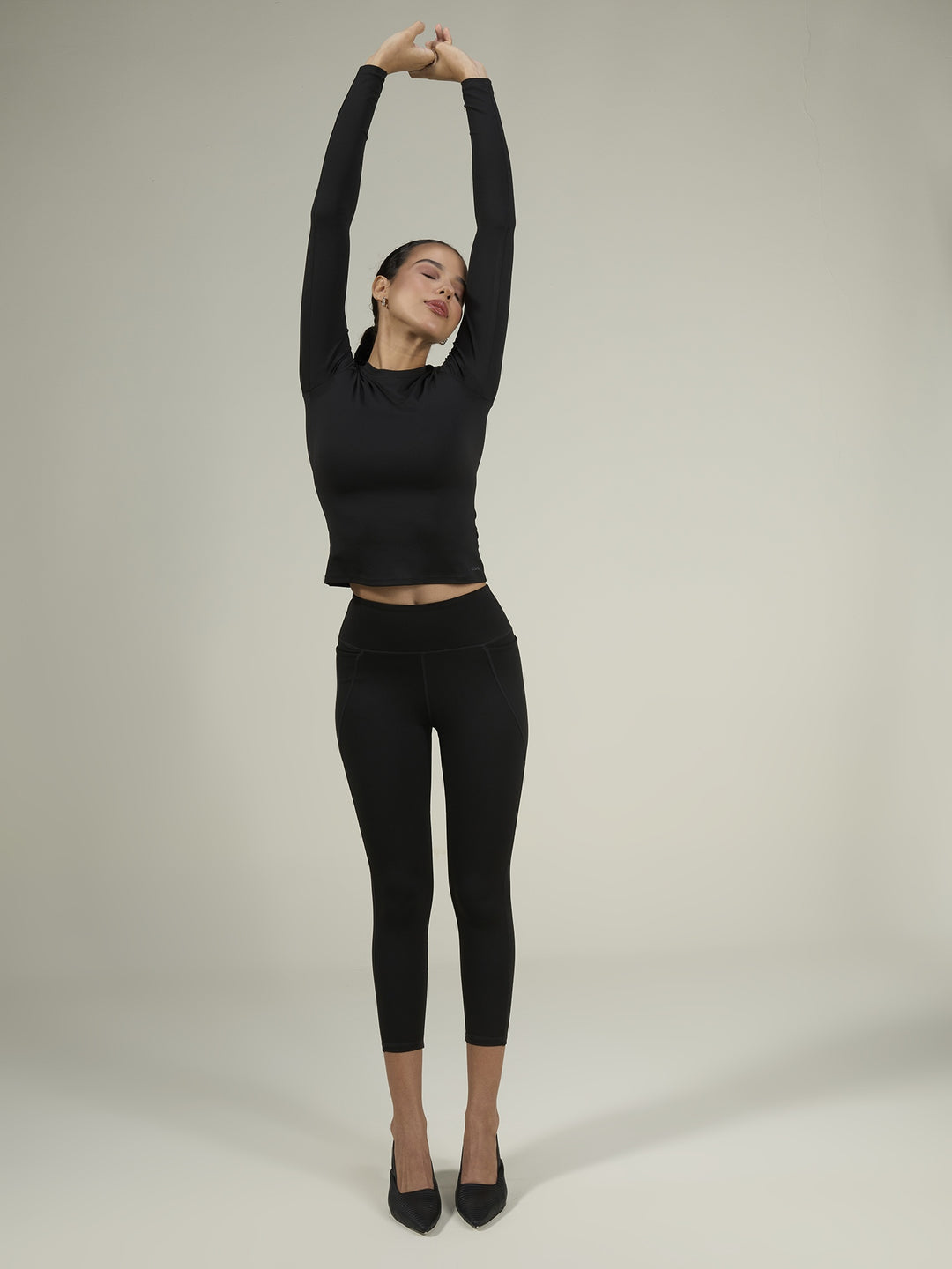 Black Sculpt Crew Top