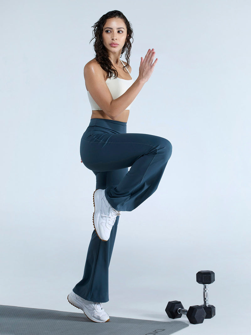 Ivory Ultra Support Sports Bra