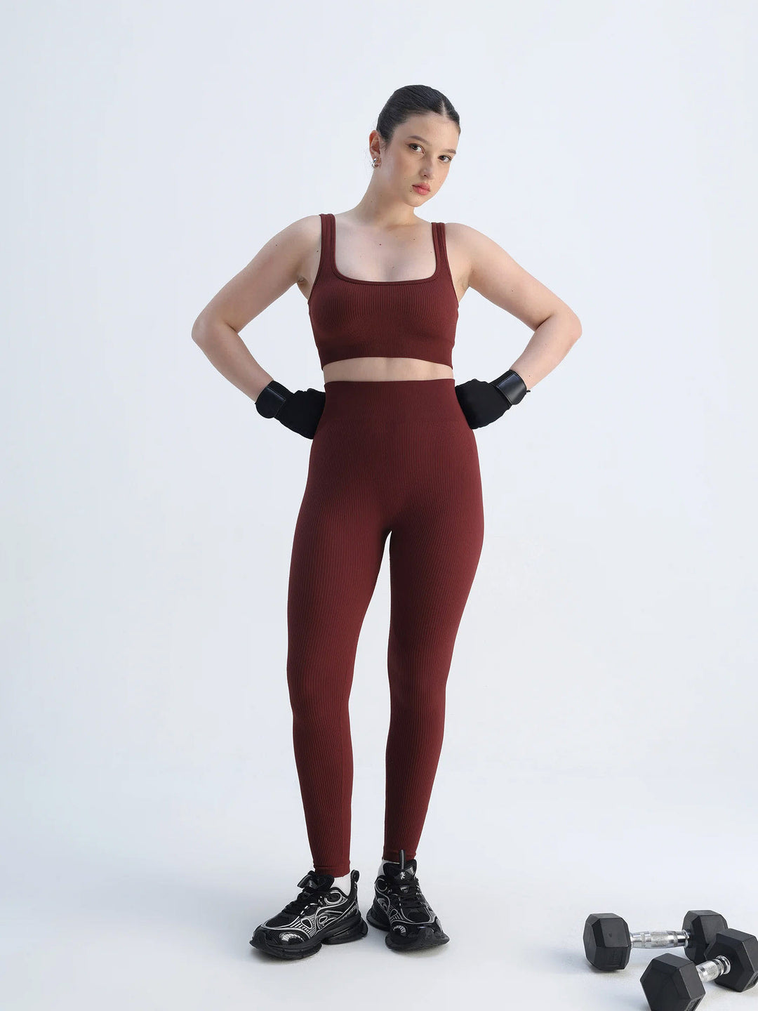 Auburn Contoured Seamless Sports Bra