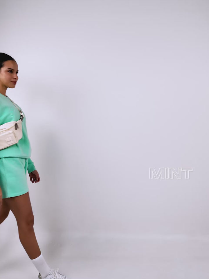 Mint Cava Essential Sweatshirt