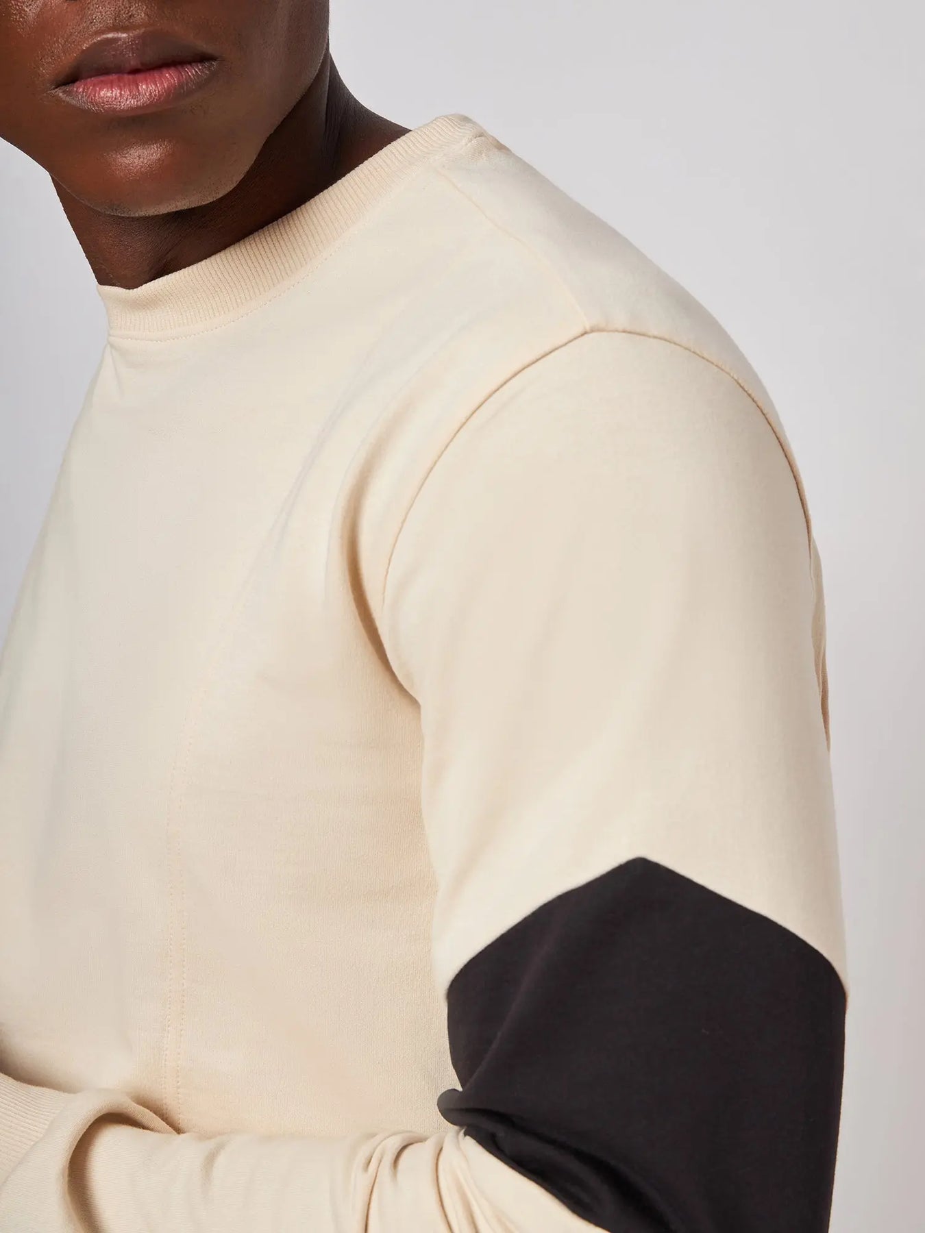 Sweat-shirt "Beirut Liban" – Coupe Classique, Col Tissé – 241 G – Pour Homme Ou Femme – Déclaration Patriotique - 7